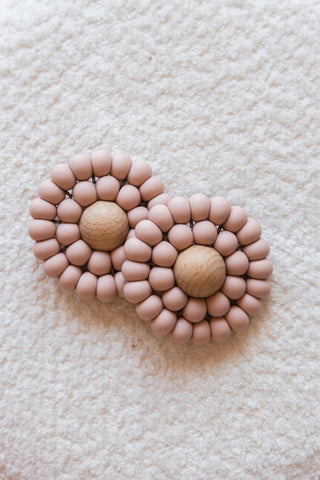 DAISY TEETHER | PINK